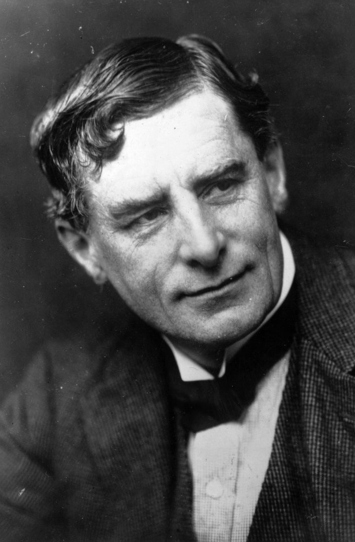 <strong>British impressionist painter Walter Sickert (1860 - 1942) </strong>