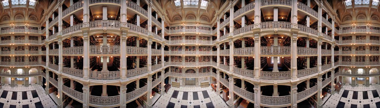Thomas R. Schiff, George Peabody Library, Baltimore, 2010; from The Library Book (Aperture, 2017)