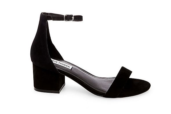 black sandals for wide feet