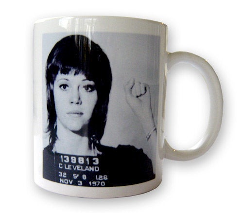 The mugshot mug.