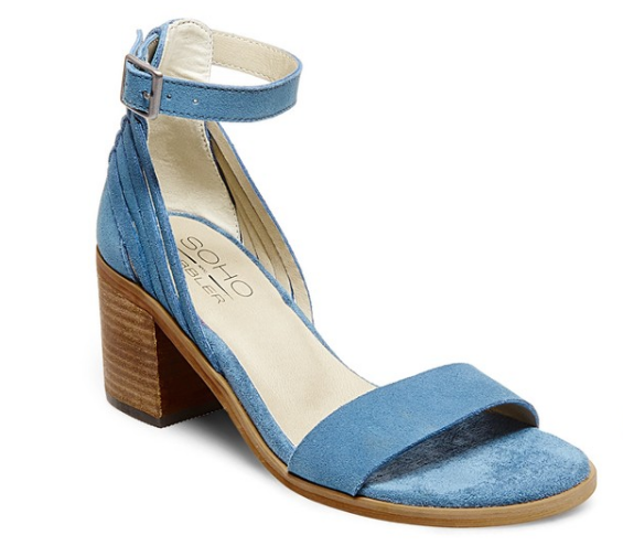 The Best Sandals For Women With Wide Feet | HuffPost Life