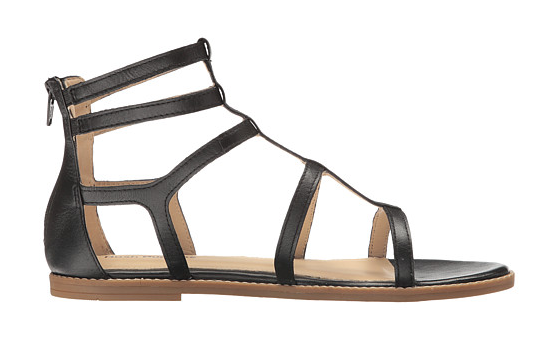 The Best Sandals For Women With Wide Feet | HuffPost Life