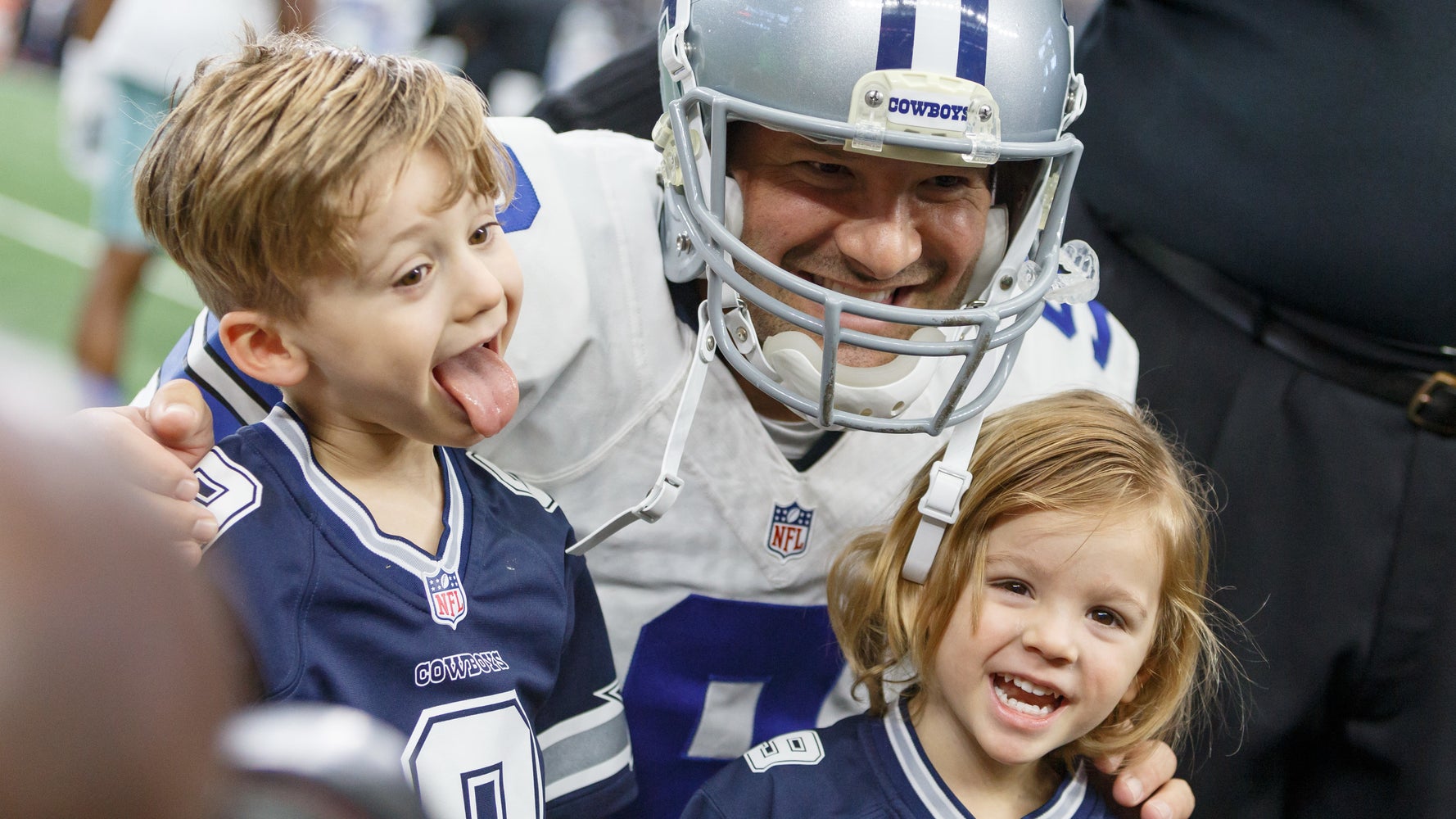 Tony Romo s Kids Are Kind Of Hilarious HuffPost Life