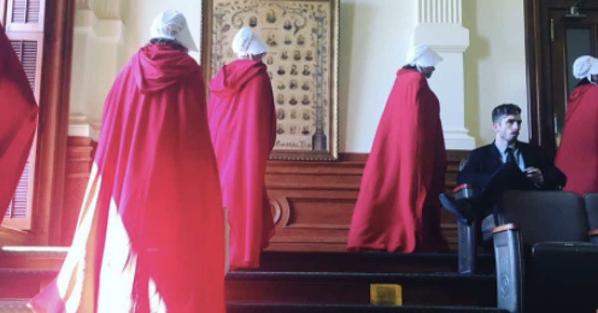 Women Wore 'Handmaid's Tale' Robes To The Texas Senate | HuffPost Women