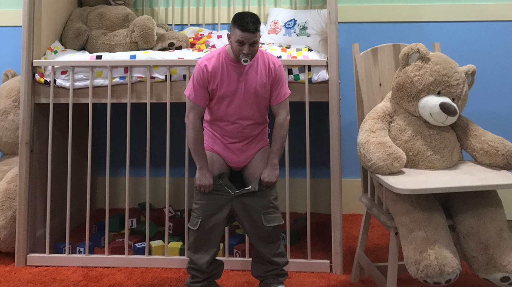 Inside The Misunderstood World Of Adult Baby Diaper Lovers Huffpost