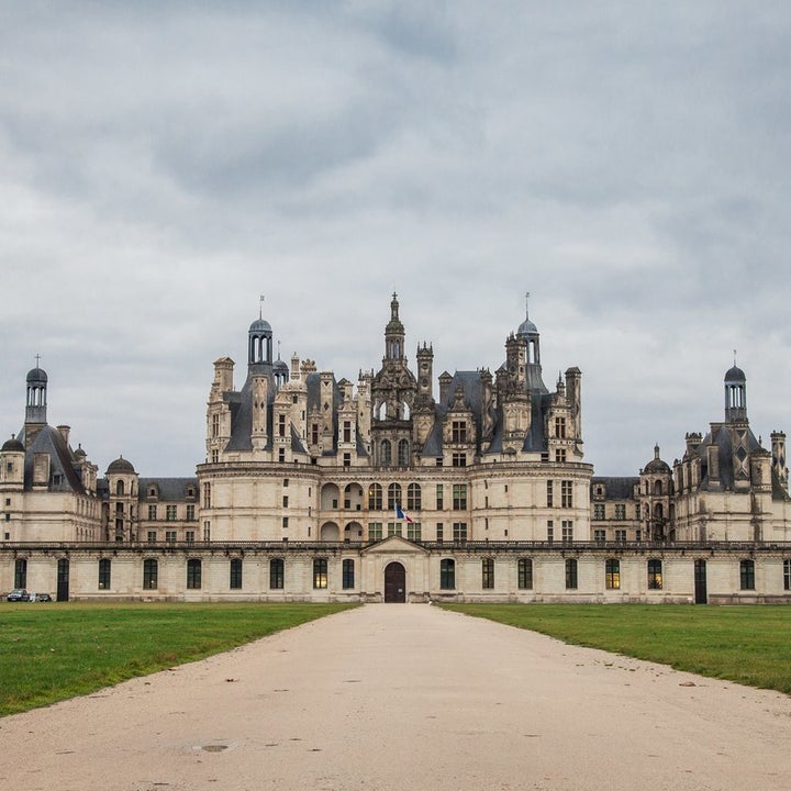 You Can Now Honeymoon At The Actual Castle That Inspired Disney S Beauty And The Beast Huffpost Life