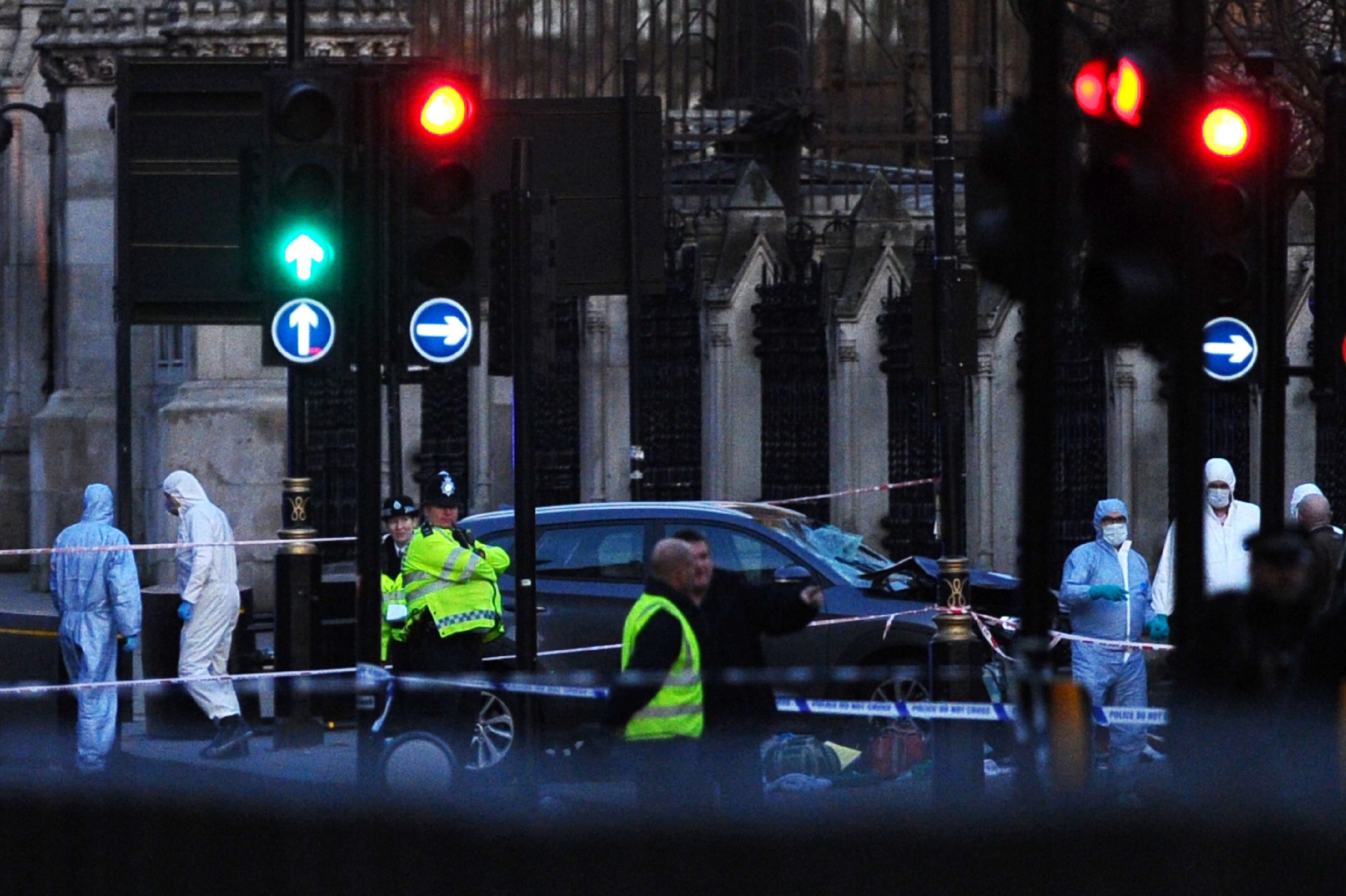 British Police Arrest 8 Following Deadly Attack Near Parliament | HuffPost