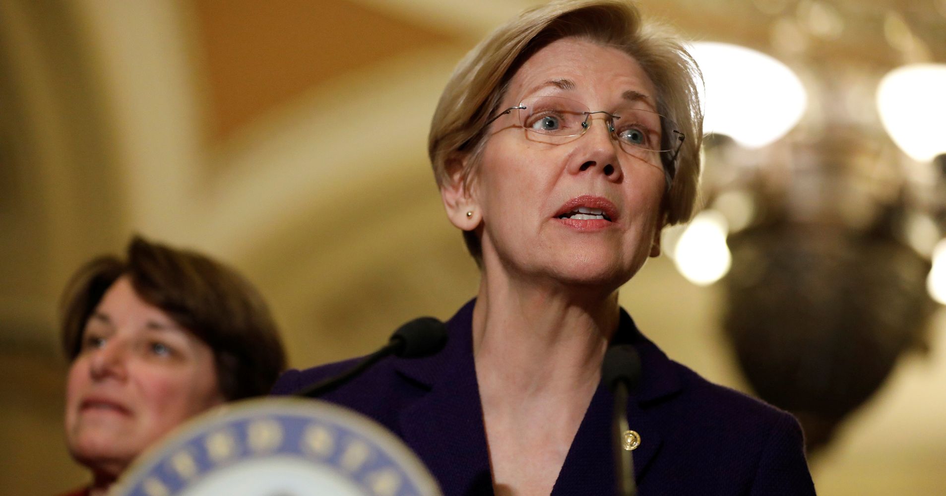 How Elizabeth Warren Beat A Student Loan Giant | HuffPost