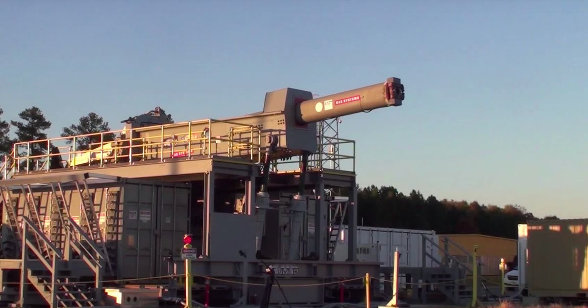 New US Navy Railgun Test Video Shows Projectile Being Fired At Over 4 ...