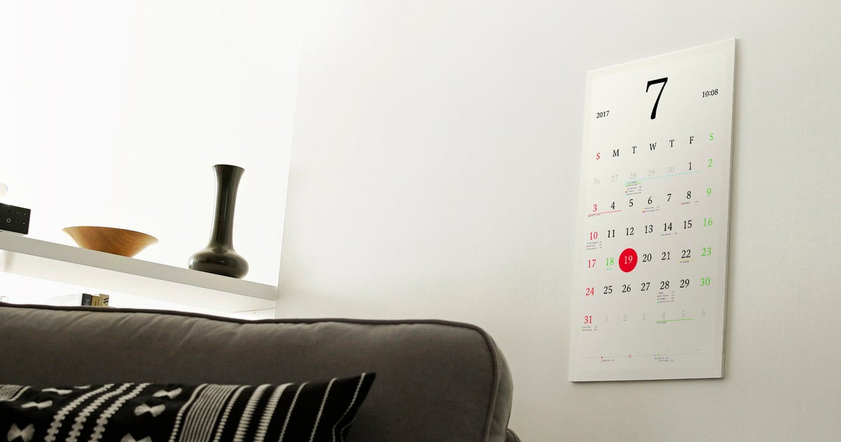 This Beautiful EInk 'Magic Calendar' Is A Gadget That Everyone Needs