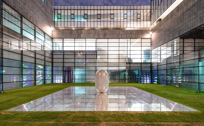 Kimsooja. Courtesy of National Museum of Modern and Contemporary Art, Seoul, South Korea.