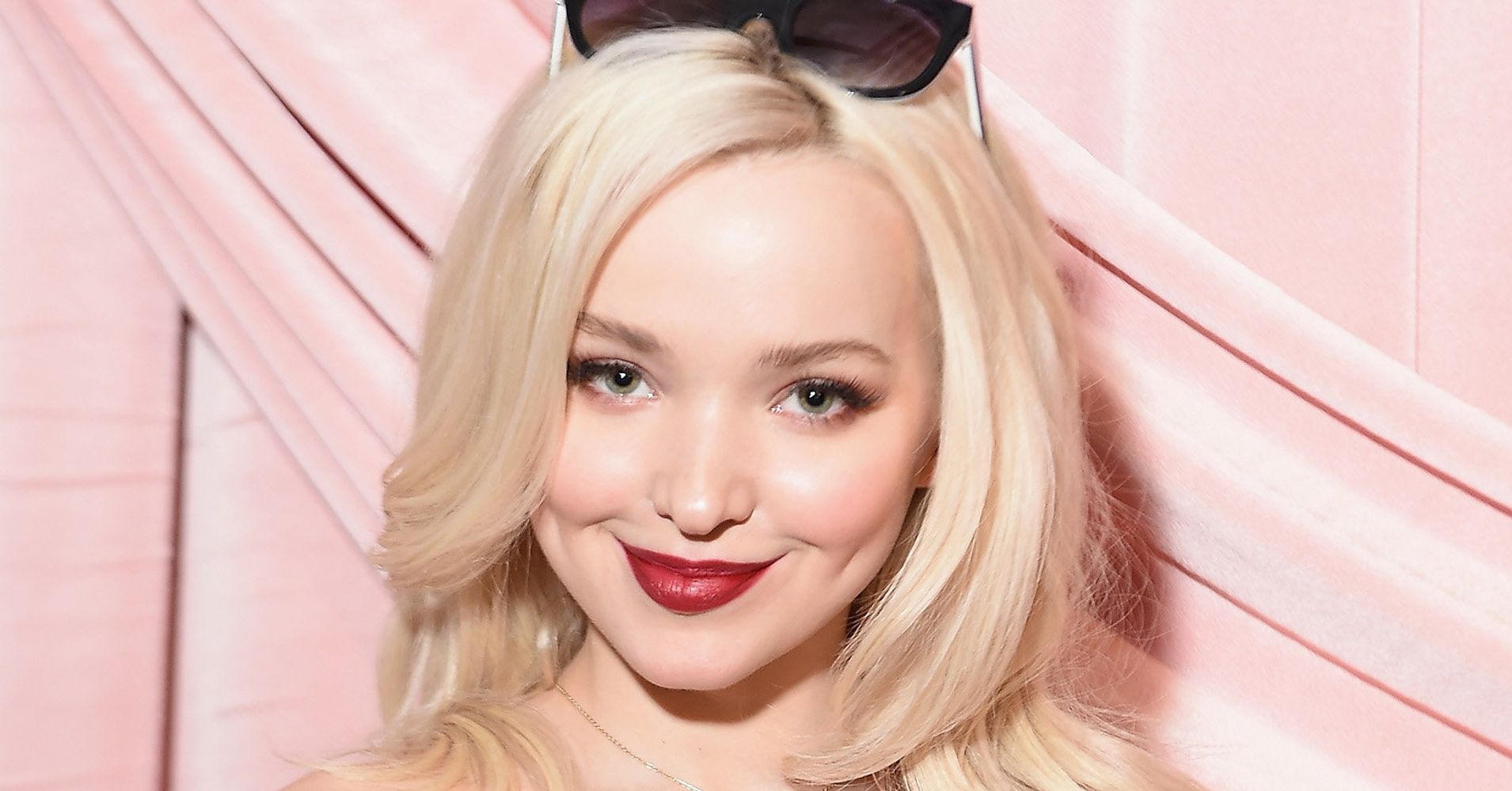 Dove Cameron Gets Super Emotional About Liv And Maddie Ending Huffpost 2273