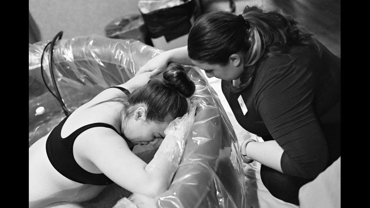 <p><a rel="nofollow" href="https://www.facebook.com/GreenBayDoulas" target="_blank">Green Bay Doulas </a>offering phenomenal support to their laboring client!</p>