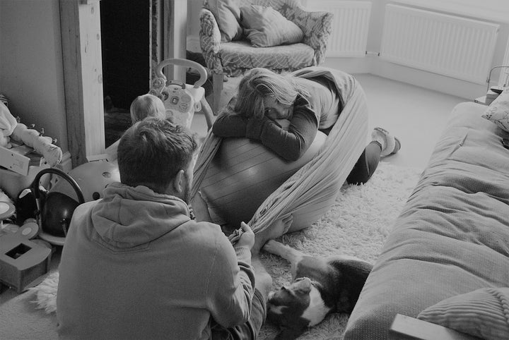 <p>Your doula can teach your partner really amazing comfort techniques like <a rel="nofollow" href="https://www.evabaydoula.com/" target="_blank">Eva </a>did here for her brother-in-law with the Rebozo.</p>