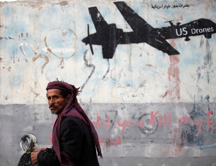 The U.S. is considering deepening its role in Yemen’s conflict by more directly aiding its Gulf allies in their fight against the Houthi rebels. 