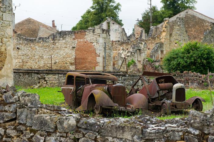<strong>Oradour-sur-Glane, France</strong>