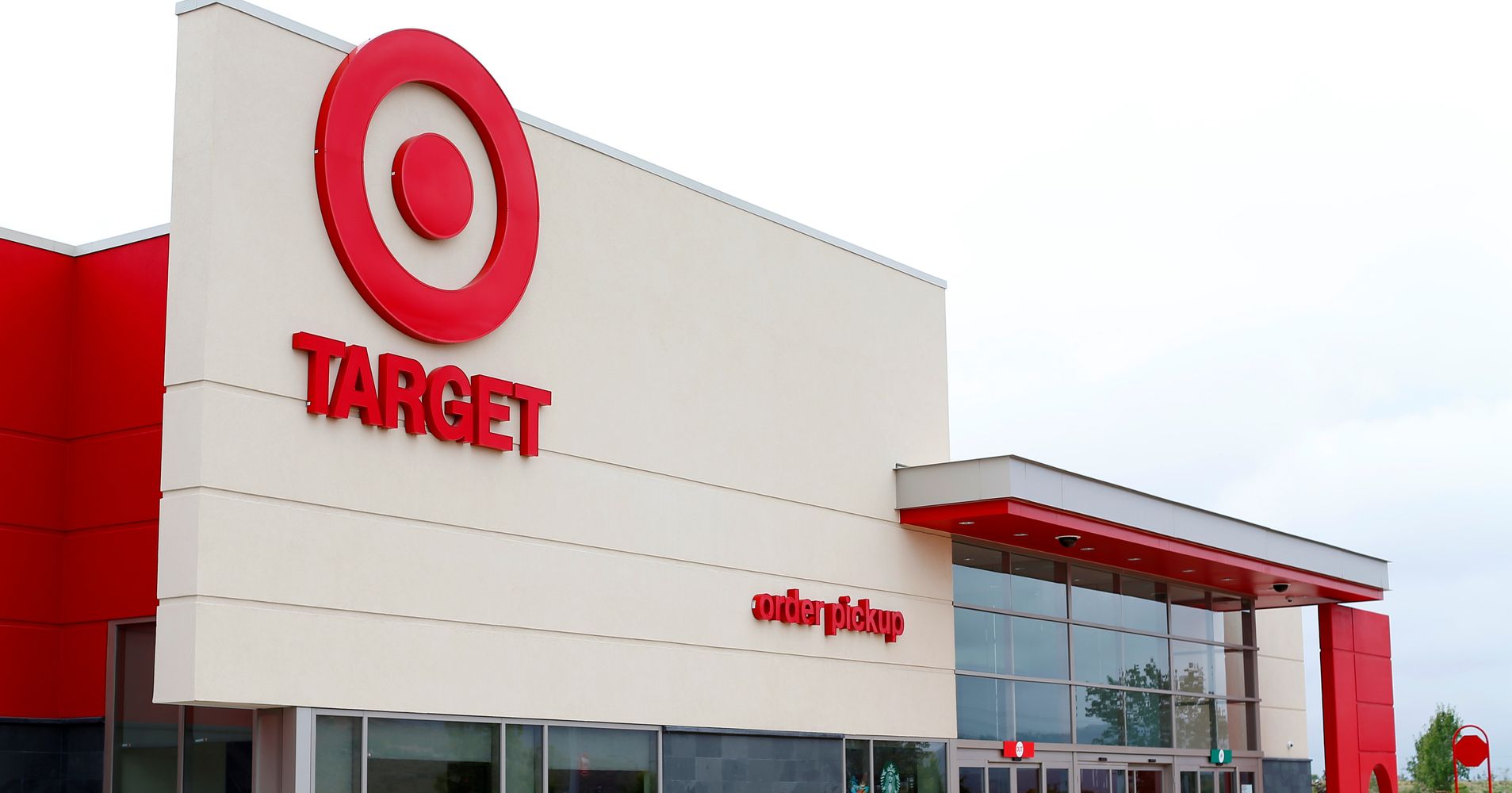 Fake Target Employee Stole $40,000 In Merchandise, Police Say | HuffPost