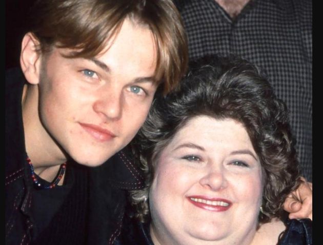 Leonardo Dicaprio Pays Sweet Tribute To What S Eating Gilbert Grape Co Star Darlene Cates Who S Died Aged 69 Huffpost Uk