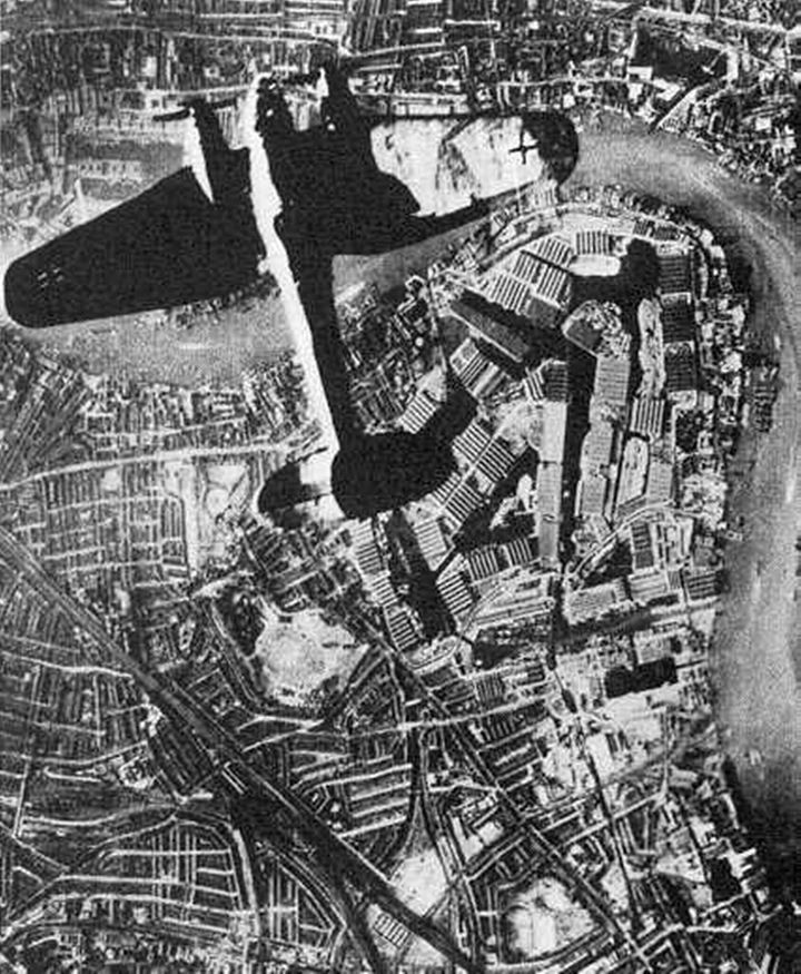German air raid over central London, 1940.