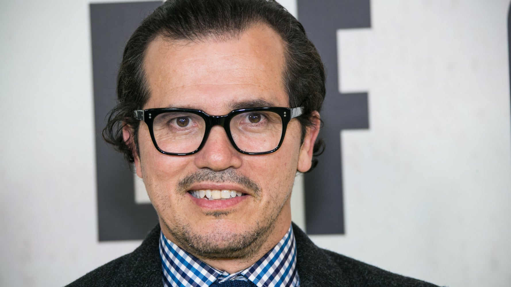 john leguizamo latin history morons is whip smart huffpost john leguizamo latin history morons is whip smart huffpost