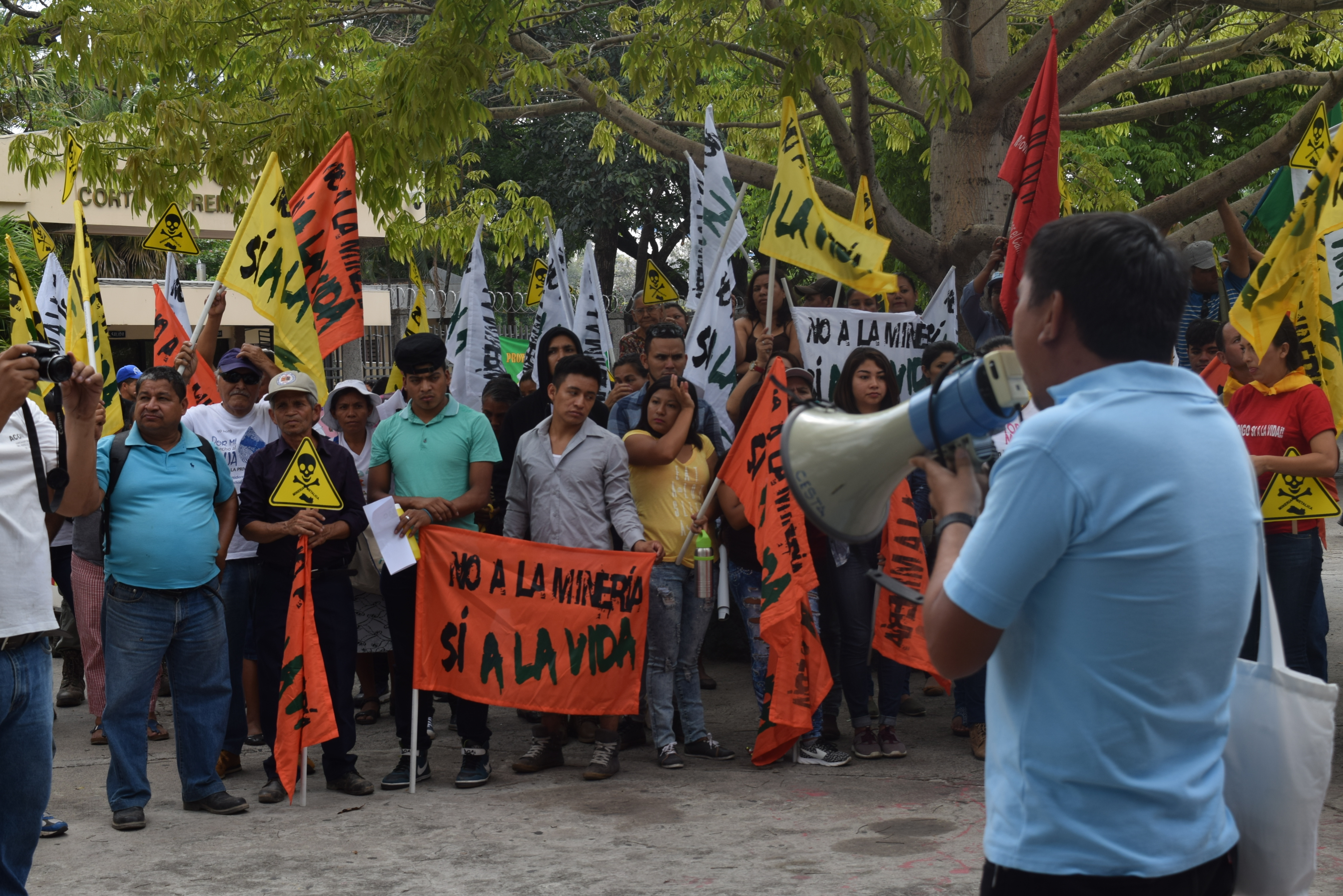 El Salvador Passes Historic Law To Ban Metal Mining | HuffPost The ...