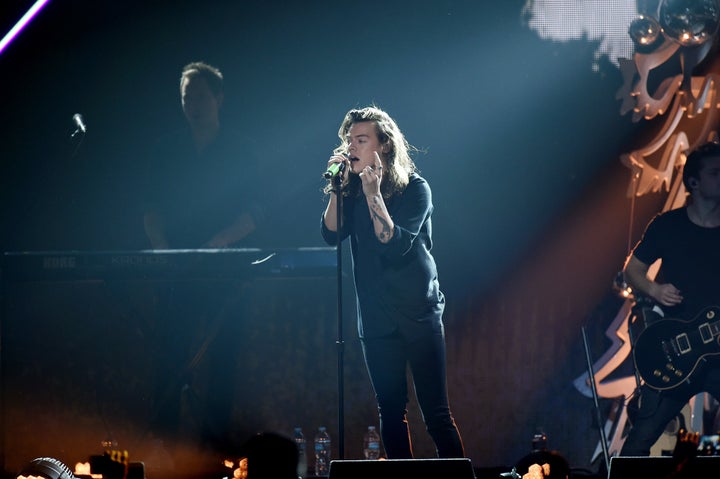 Harry Styles performing with One Direction at Jingle Ball in 2015.