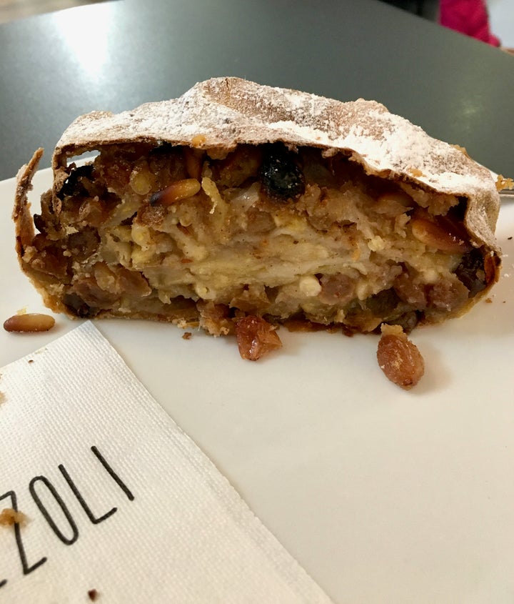 Strudel at Caffetteria Viezzoli in Trieste