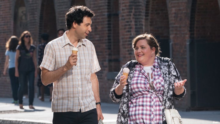 Alex Karpovsky and Aidy Bryant as Ray and Abigail