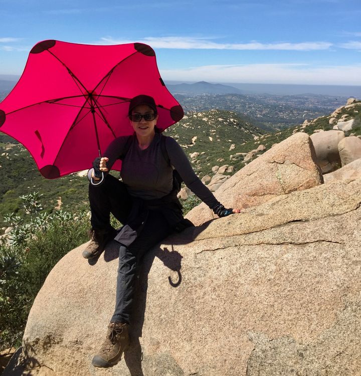 Hiking Potato Chip Rock with the Blunt Umbrella 