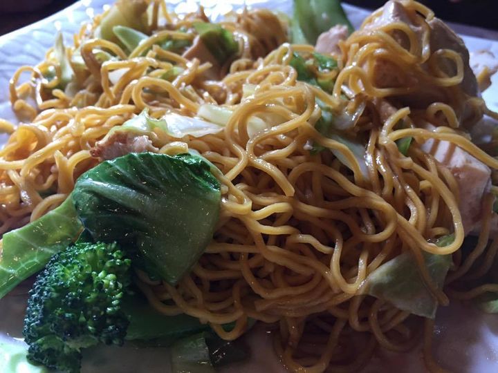 Chow Mein at Basil Cafe