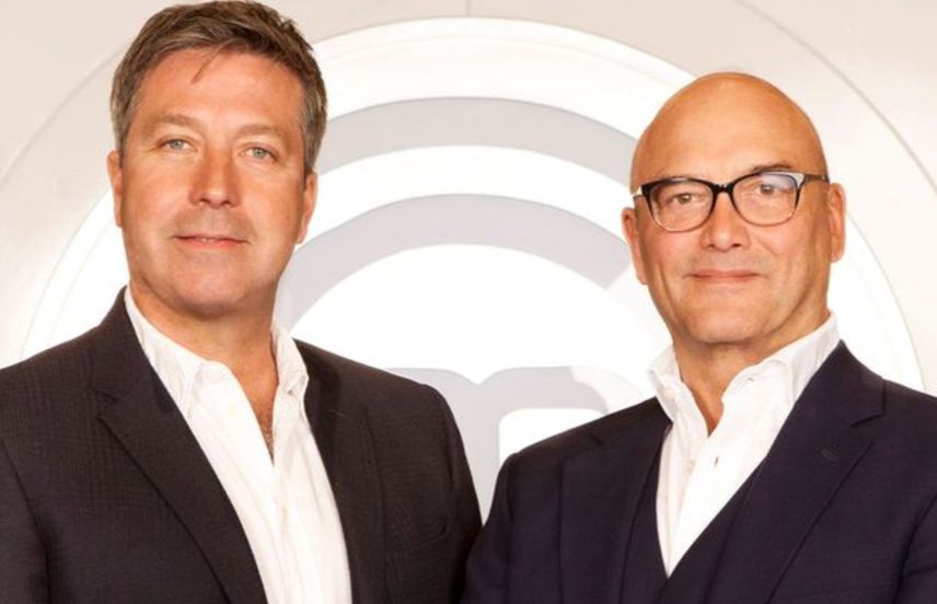 While they keep it professional on ‘Masterchef’, John recently admitted that he and Gregg aren’t friends away from the cameras, even going as far as claiming to The Mirror: “If we do go out for a drink, I’ll invariably be at one end of a big old table and he’ll be at the other.”