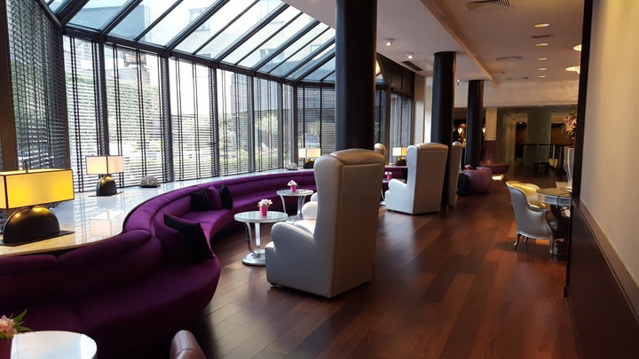 Sofitel Brussels Le Louise lounge area