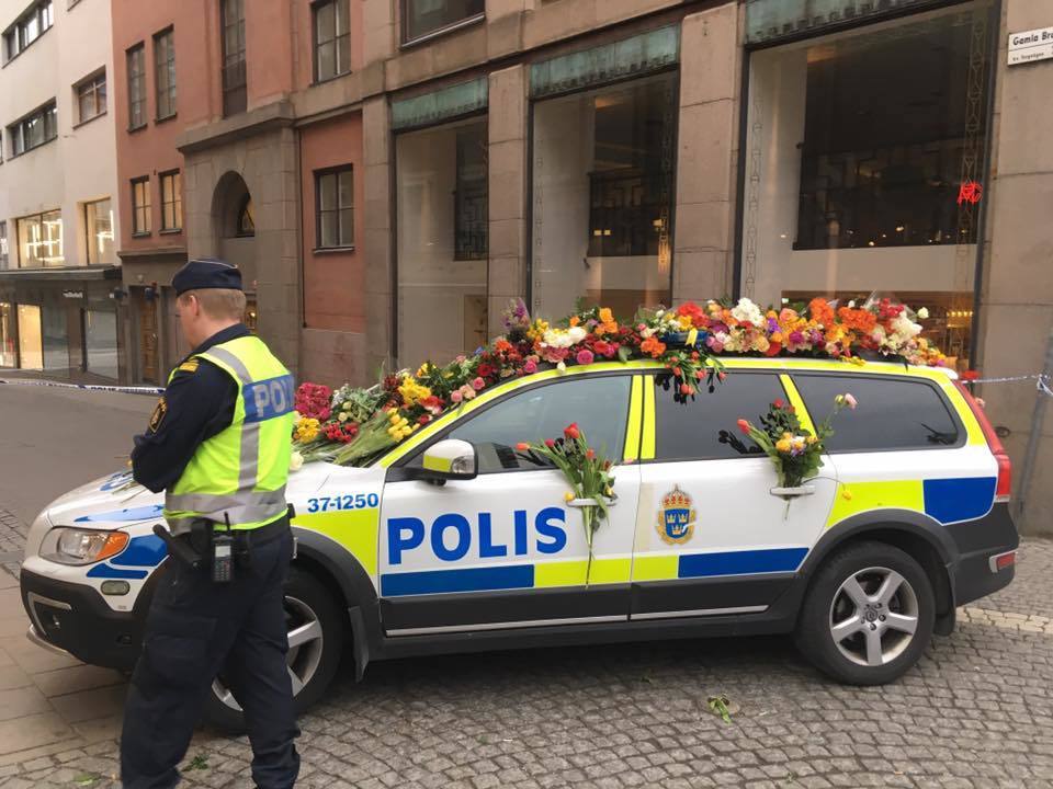 The Stockholm Attack Proved The Swedish People S Resilience HuffPost   58e91bbc1500002600c7ea85 