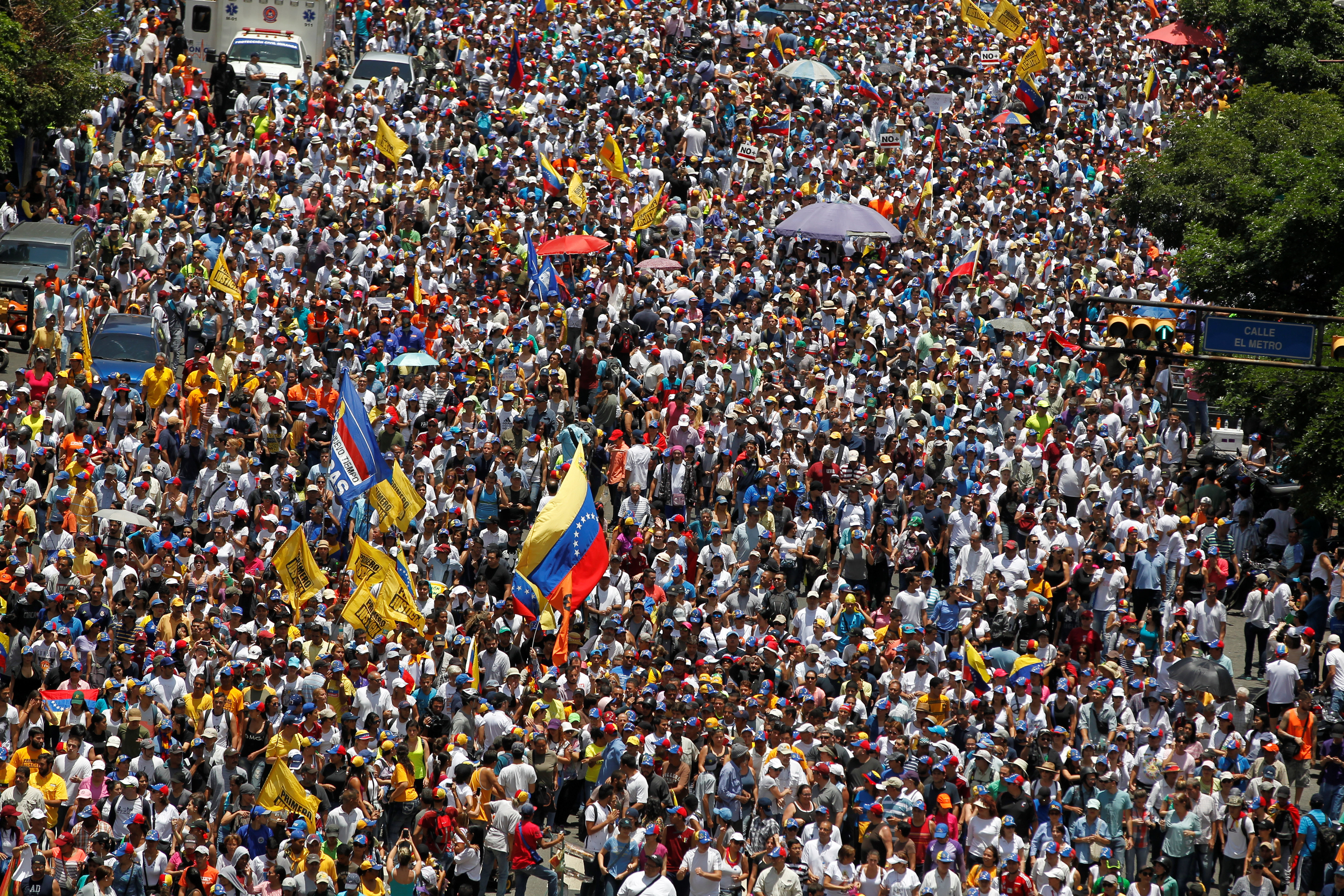 10 Days Of Unrest In Venezuela Come To A Head In Massive Protest | HuffPost