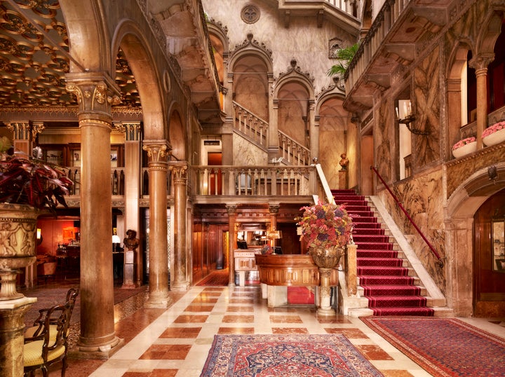 <p>The Danieli’s main entrance hall</p>