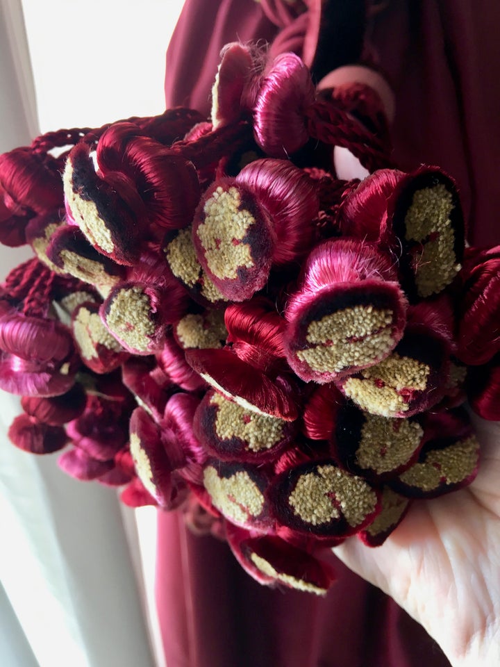 <p>And those tassels are even more complicated when you look at the underside</p>
