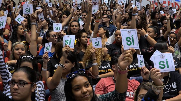 National assembly of students from the University of Puerto Rico at Roberto Clemente Coliseum (April 5, 2017).