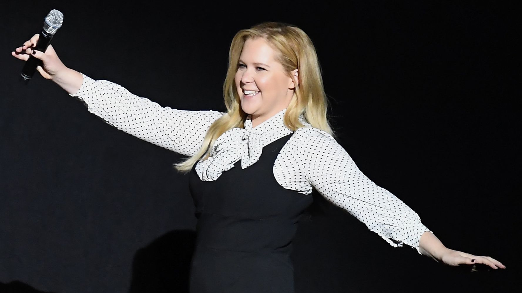 Amy Schumer Responds To Swimsuit Shaming With A Slew Of Bikini Photos ...