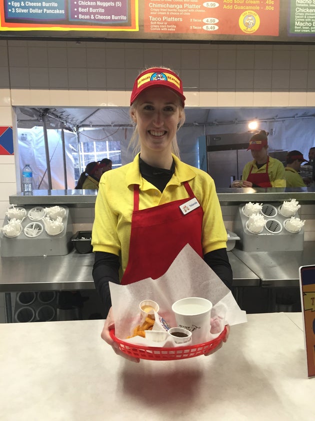 Breaking Bad Pop Up Restaurant Los Pollos Hermanos Is Missing Just One Thing Huffpost