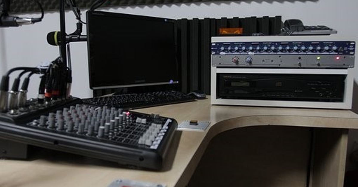 Radio Interview Tips for Authors HuffPost Contributor