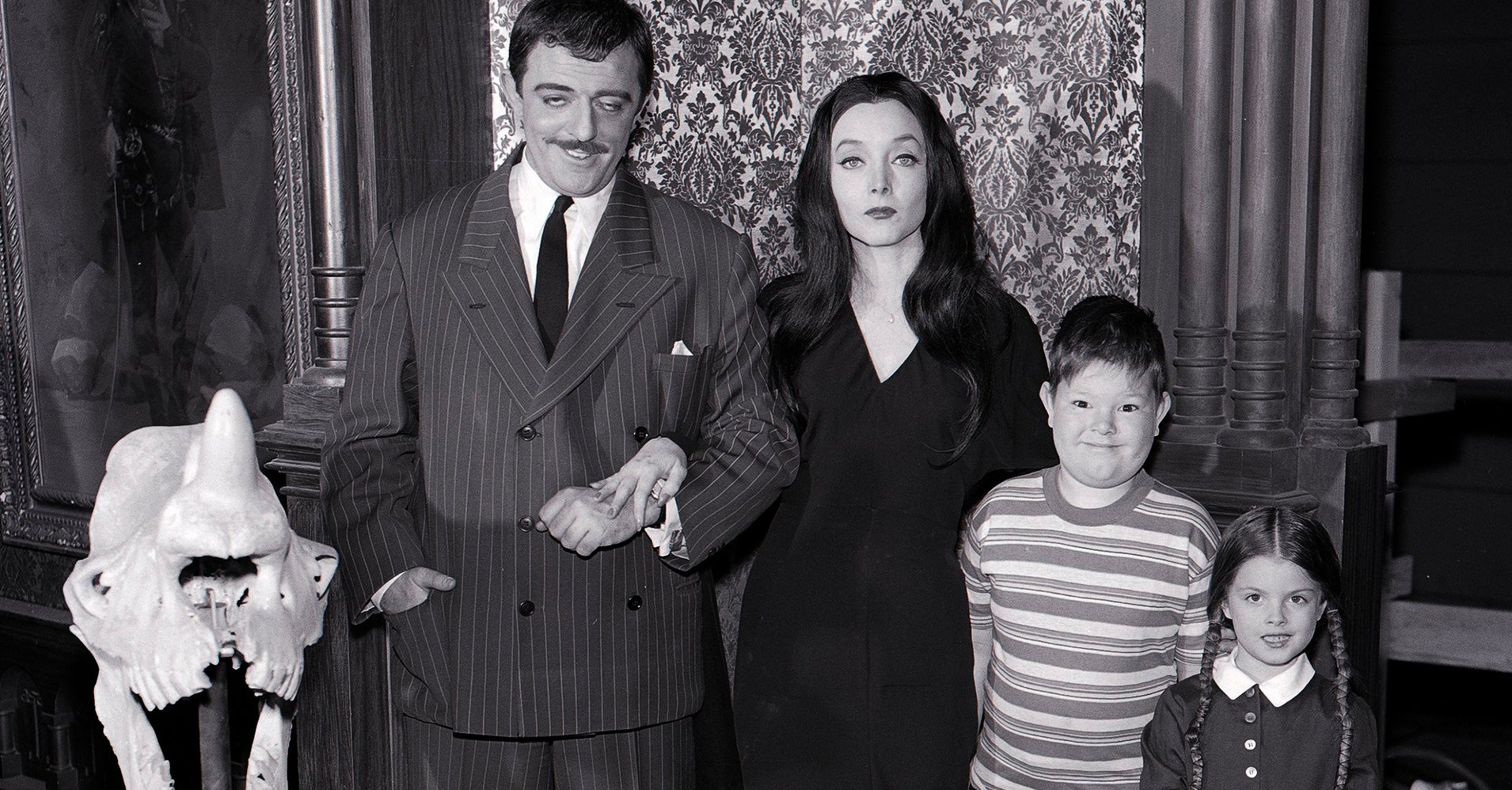 This 'Addams Family' Netflix Trailer Is Mysterious And Spooky (And Fake