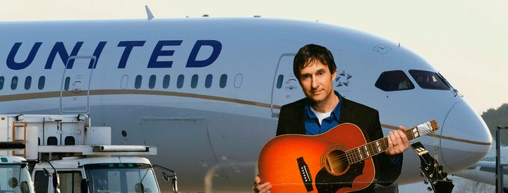 <p>Dave Carroll</p>