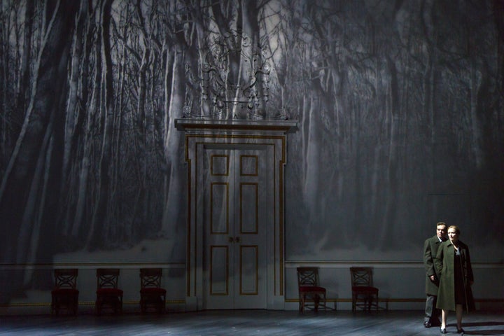<p>Jefferson Mays and Jennifer Ehle in <em>Oslo</em></p>