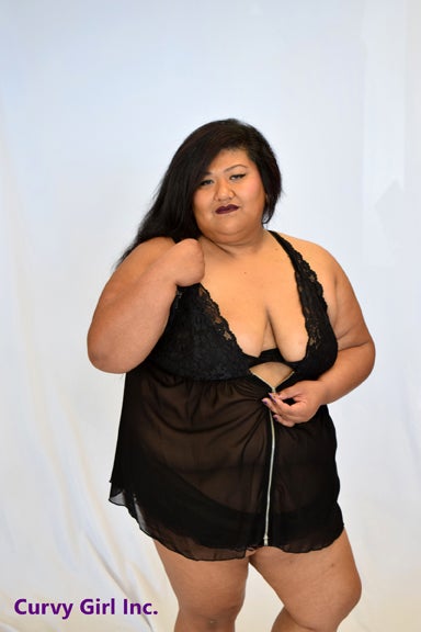 Valerie, founder of BigGalYoga.com modeling our “zipper dress” . #fatandfree #fatgirlscan #allbodiesaregoodbodies #allbodiesareyogabodies