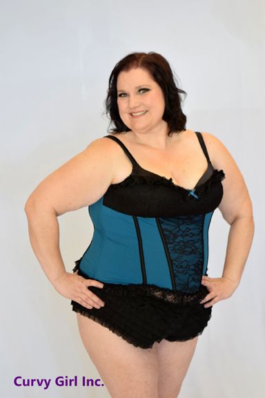 Laura rocking our 1/2x “Sadie” bustier designed by Coquette. 
