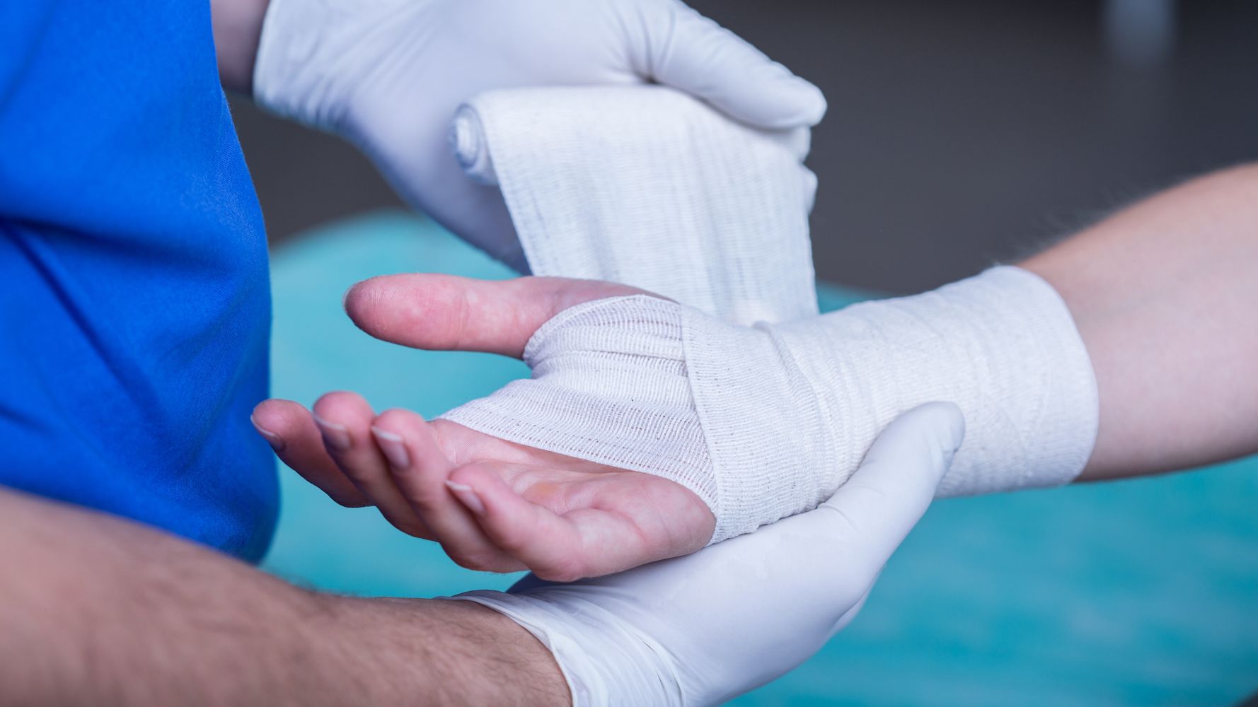 Smart bandages which tell doctor how wound is healing to begin