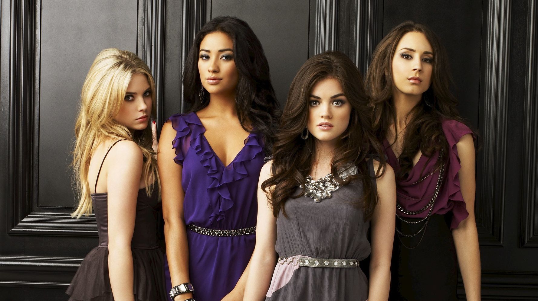 This Might Explain Every Plot Hole In 'Pretty Little Liars' | HuffPost ...