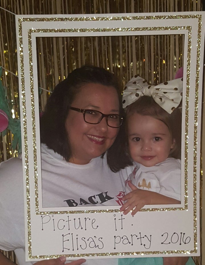 The mom set up a photo area with a frame that said “Picture it: Elisa’s party 2016.”