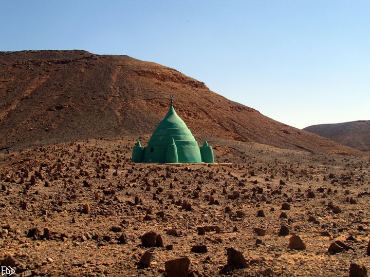 <p>Cemetery in Sudan</p>