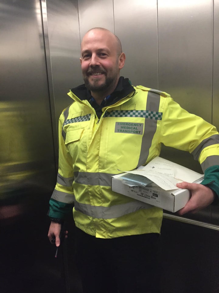 Euan, a volunteer from <a href="http://www.scotservs.com/" target="_blank" role="link" data-ylk="subsec:paragraph;itc:0;cpos:__RAPID_INDEX__;pos:__RAPID_SUBINDEX__;elm:context_link">ScotsERVS</a>.